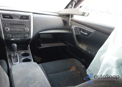 2015 Nissan Altima 2.5 из США, поврежденный, VIN 1N4AL3AP2FC178062